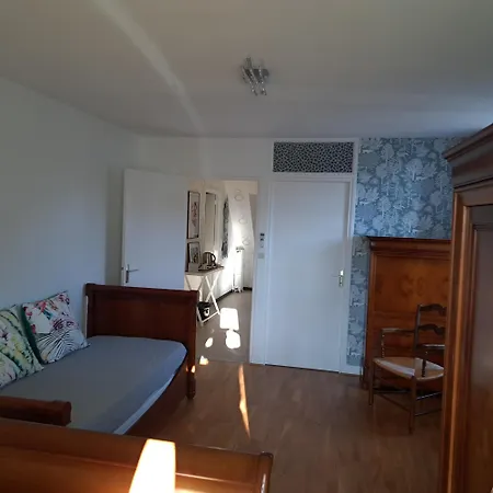 Frühstückspension Un Air Moulinois 3*